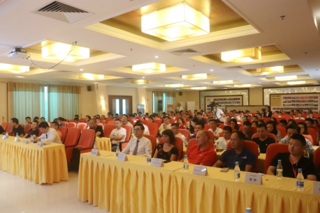 (備)2017博德大板新品鑒賞及應(yīng)用交流會 (1).JPG