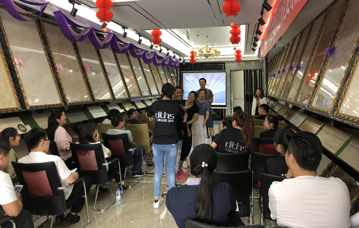 4 �W(xu��)�T���F(xi��n)���e�O����.jpg